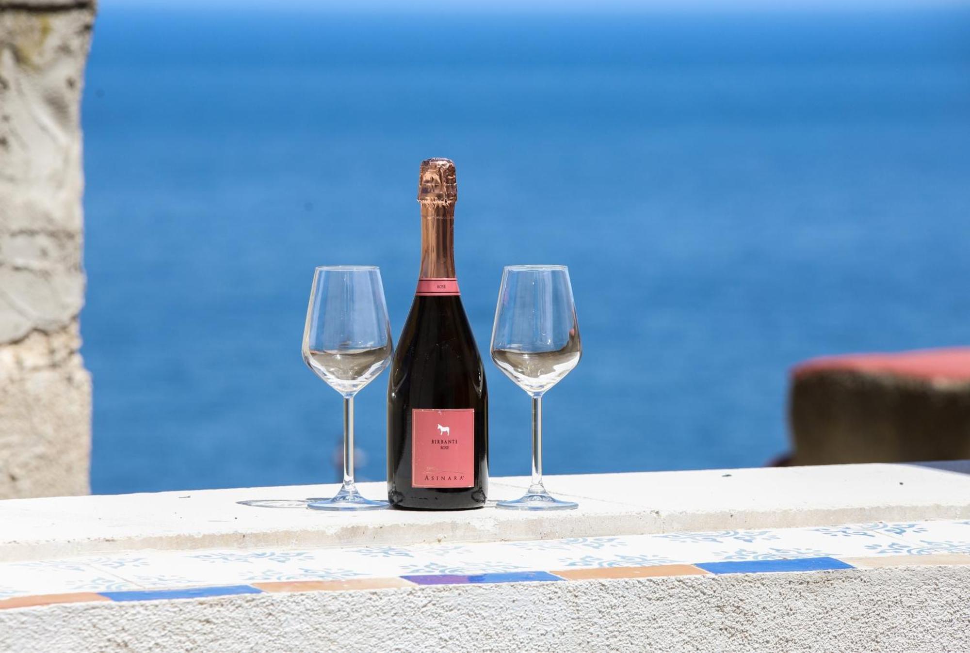 B&B Domos Mi & Ro Castelsardo Eksteriør bilde